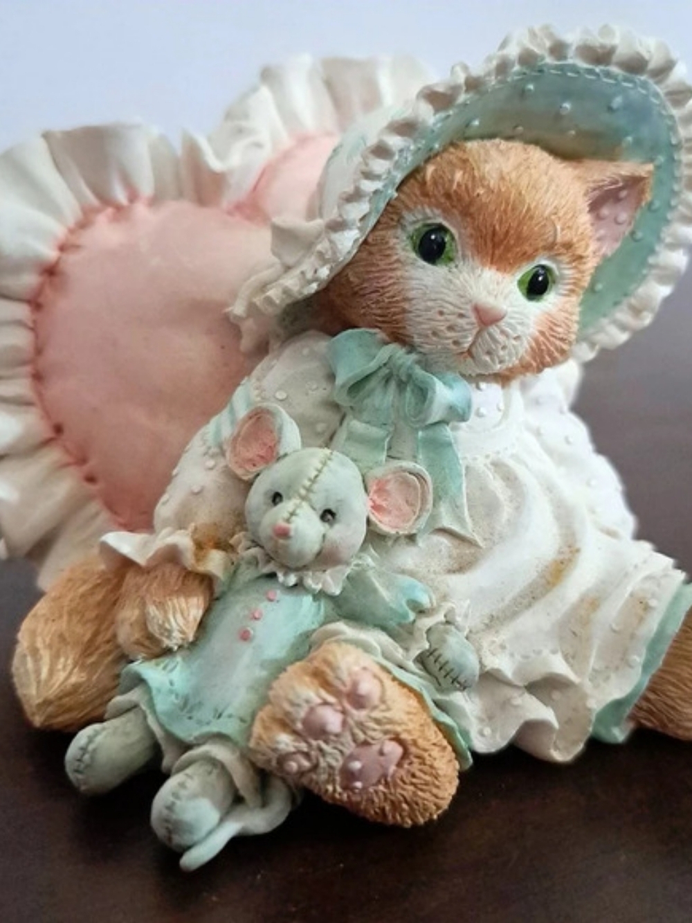 Enesco Calico Kittens A Warm Hug With My Friend Cat Figurine Pink & White One